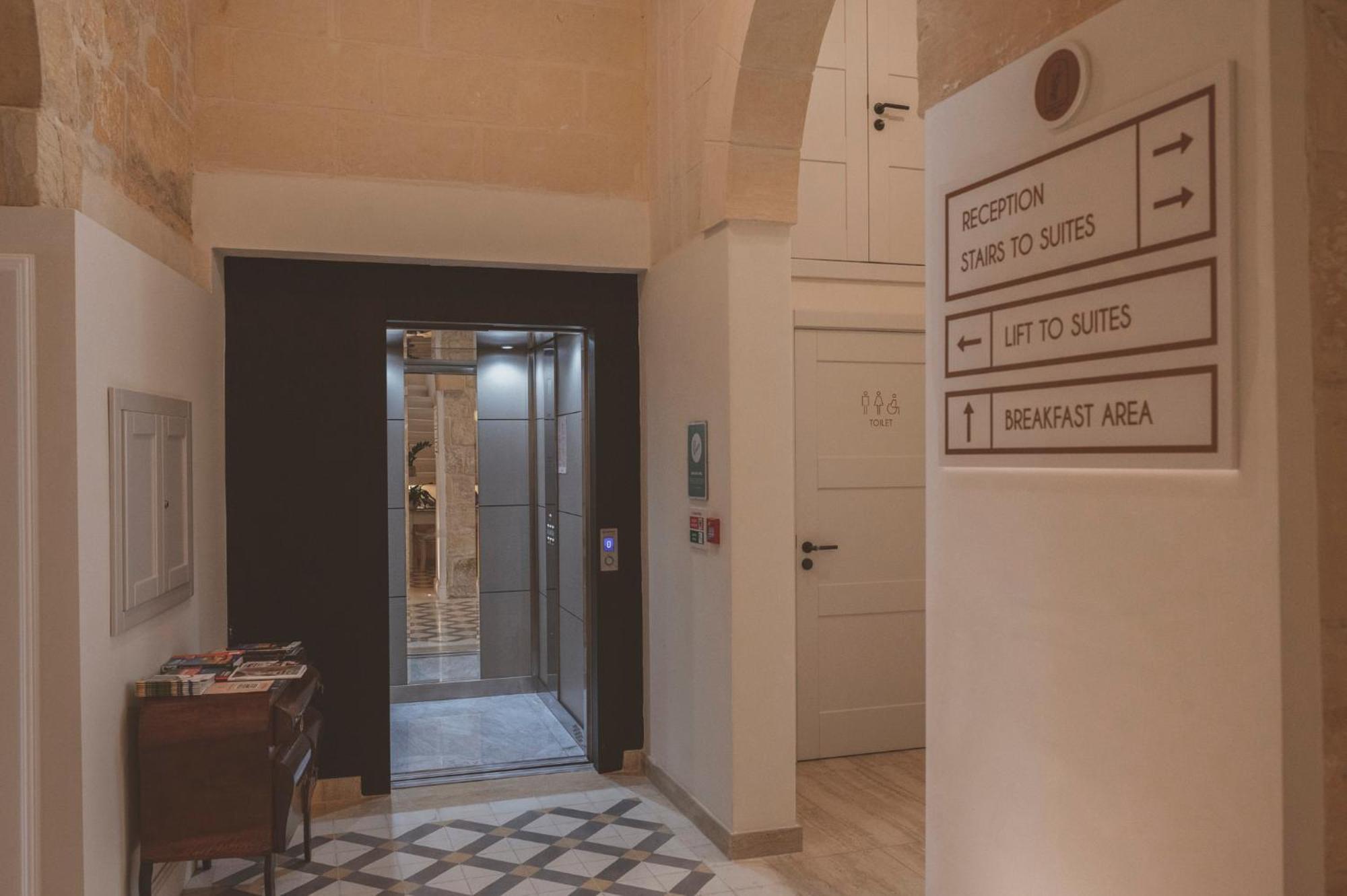 Maria Rosa Suites Victoria Ngoại thất bức ảnh